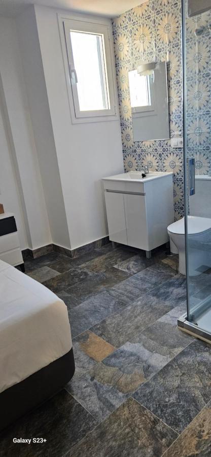 Hostal Nervion Sevilla Buitenkant foto