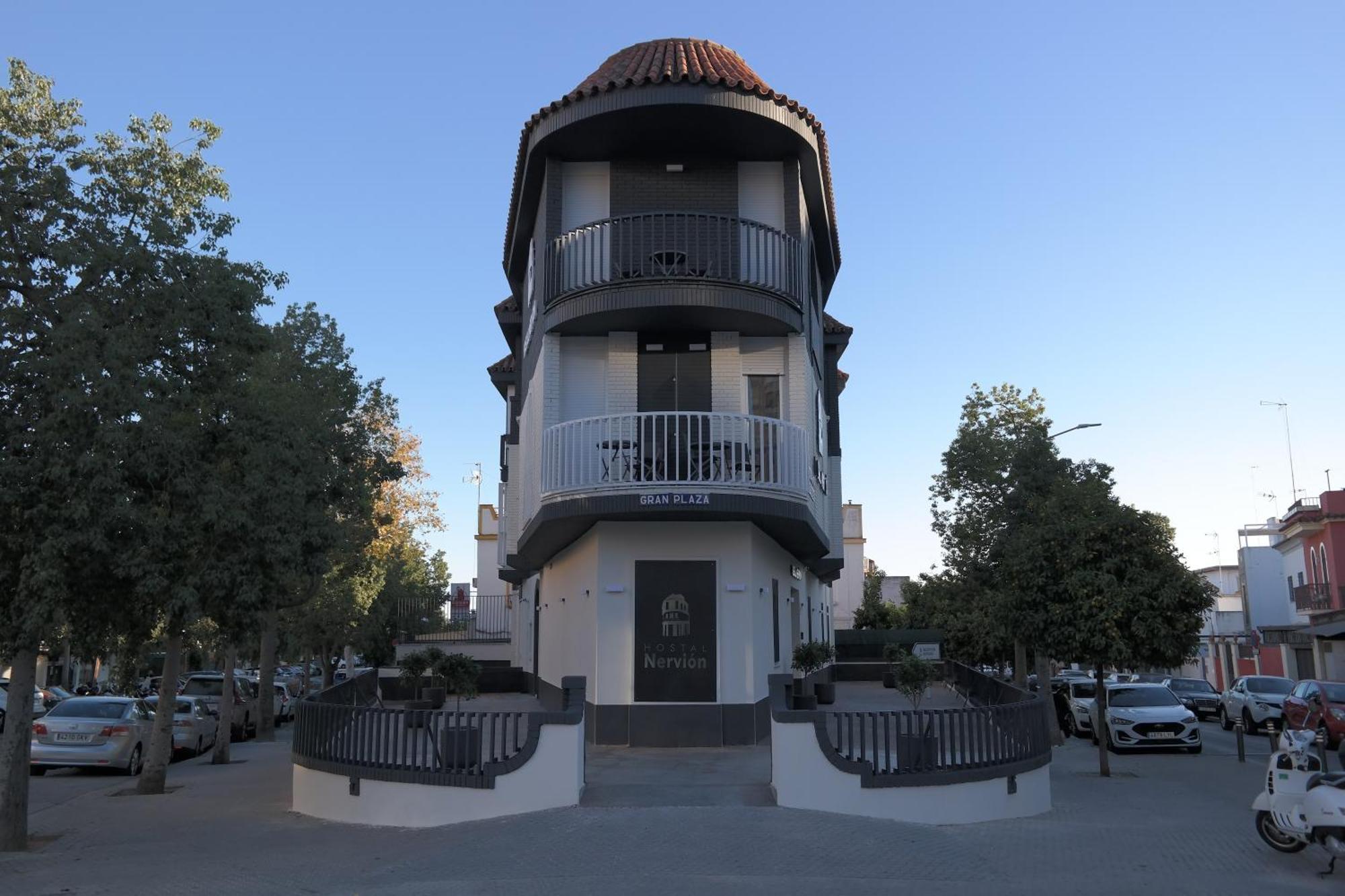 Hostal Nervion Sevilla Buitenkant foto