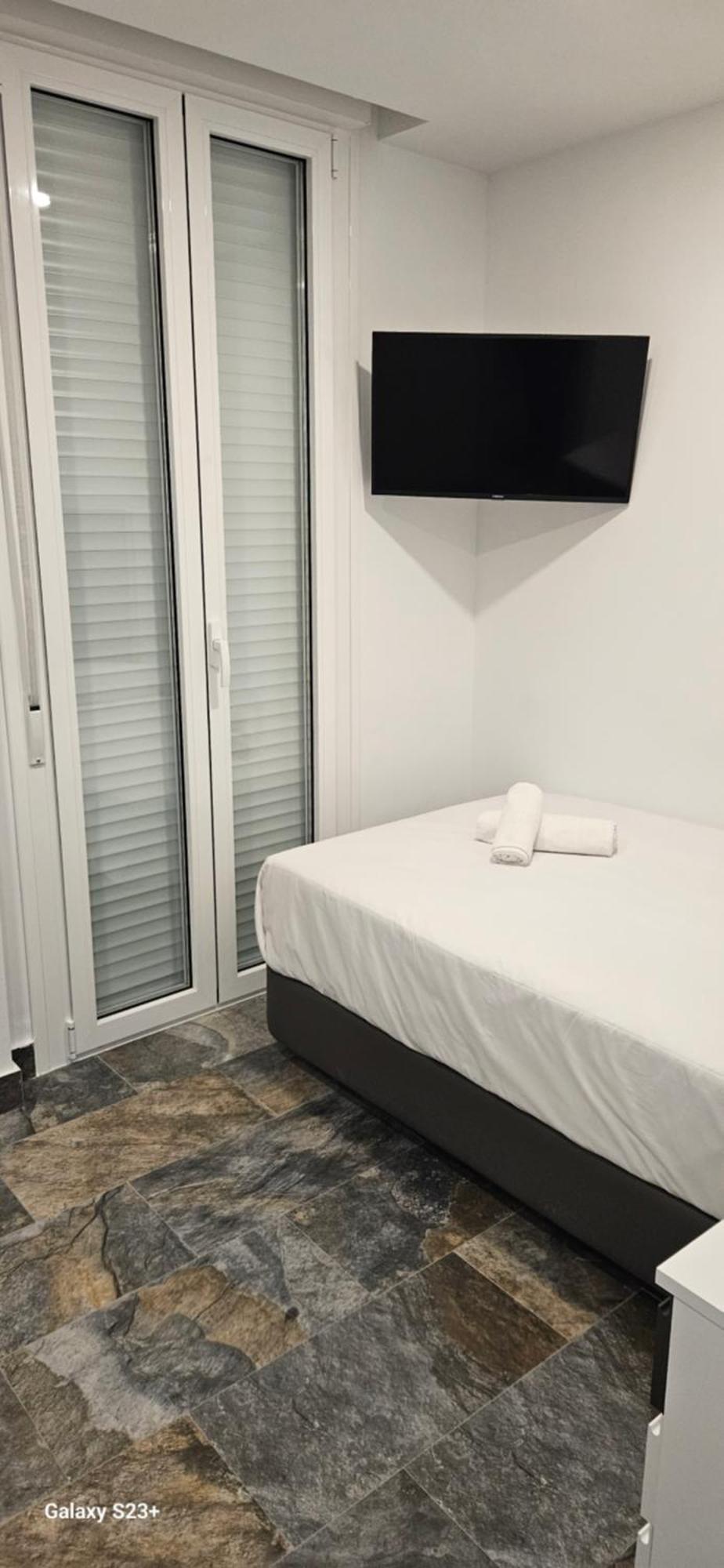 Hostal Nervion Sevilla Buitenkant foto